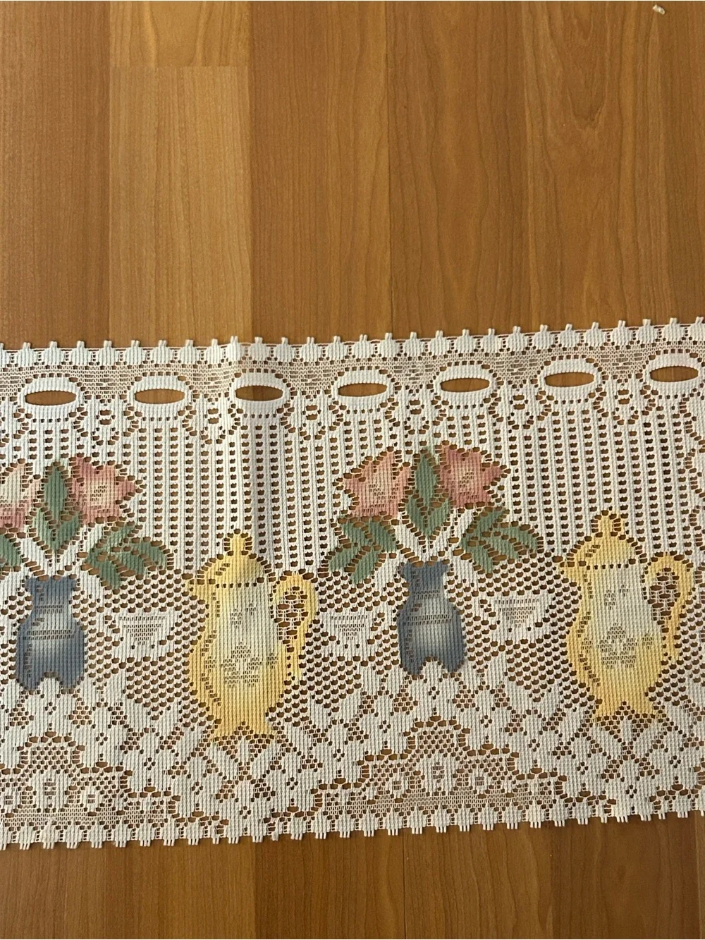 Vintage Floral Lace Table Runner/Teapots